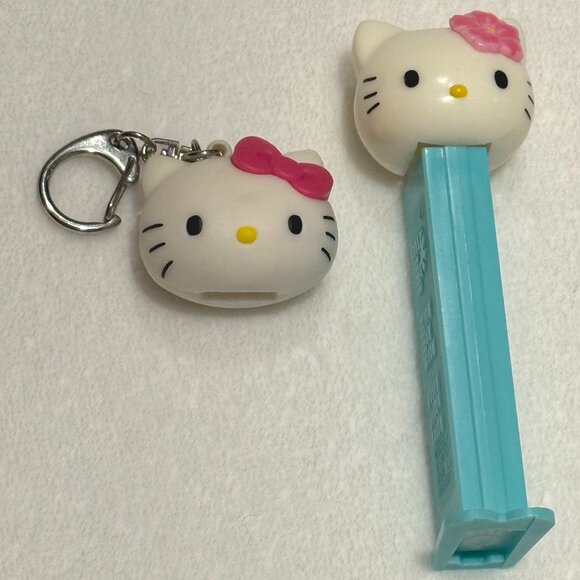 3/$20 - Hello Kitty Lot - PEZ Dispenser, Keychain and Collectable Coin - Picture 2 of 4
